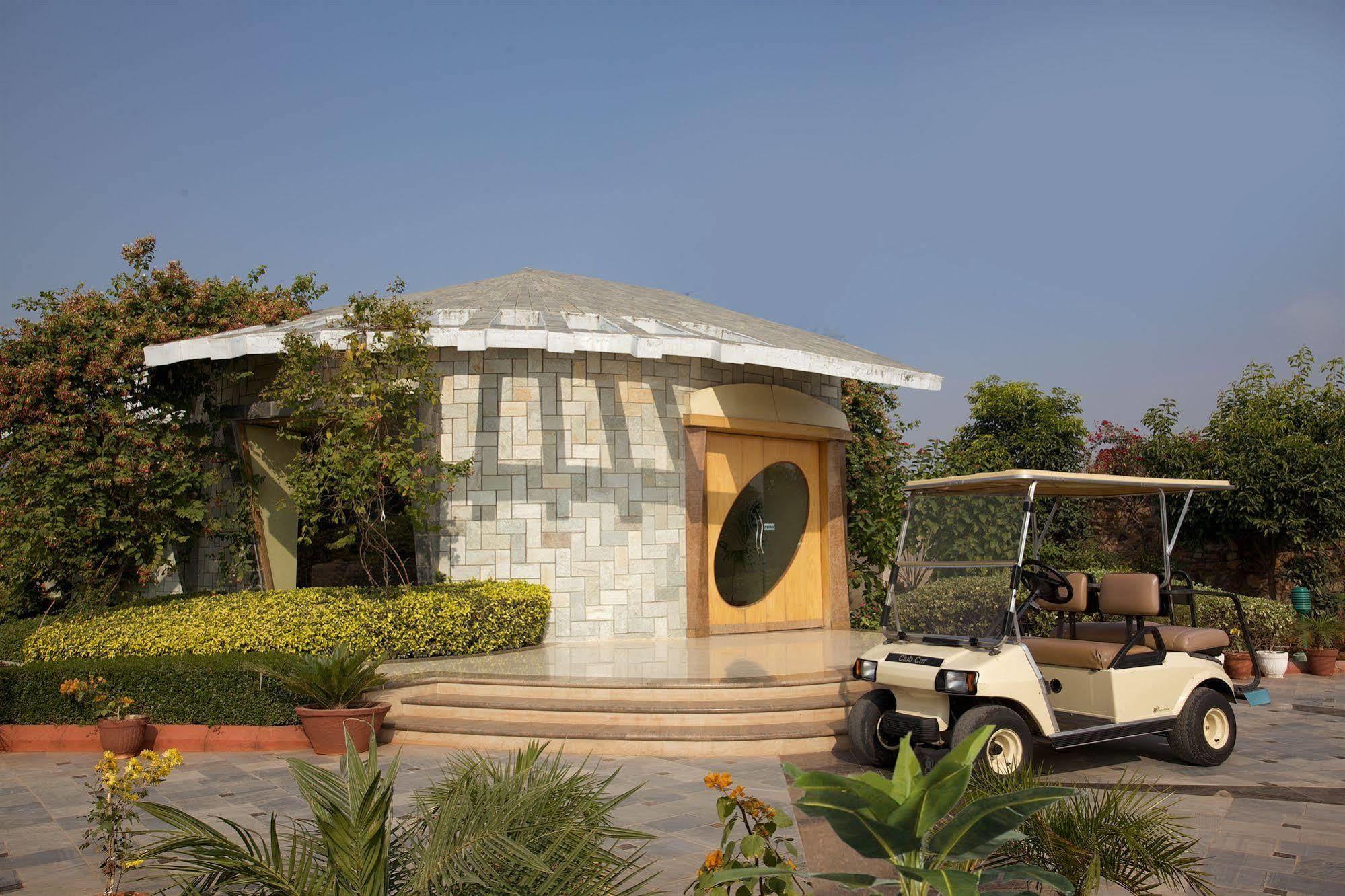 Shri Radha Brij Vasundhara Resort & Spa Govardhan Eksteriør billede