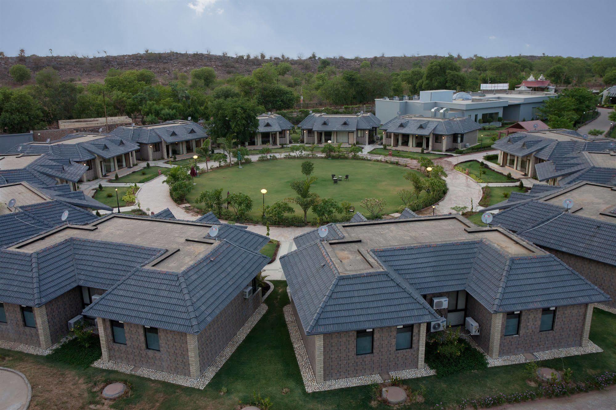 Shri Radha Brij Vasundhara Resort & Spa Govardhan Eksteriør billede