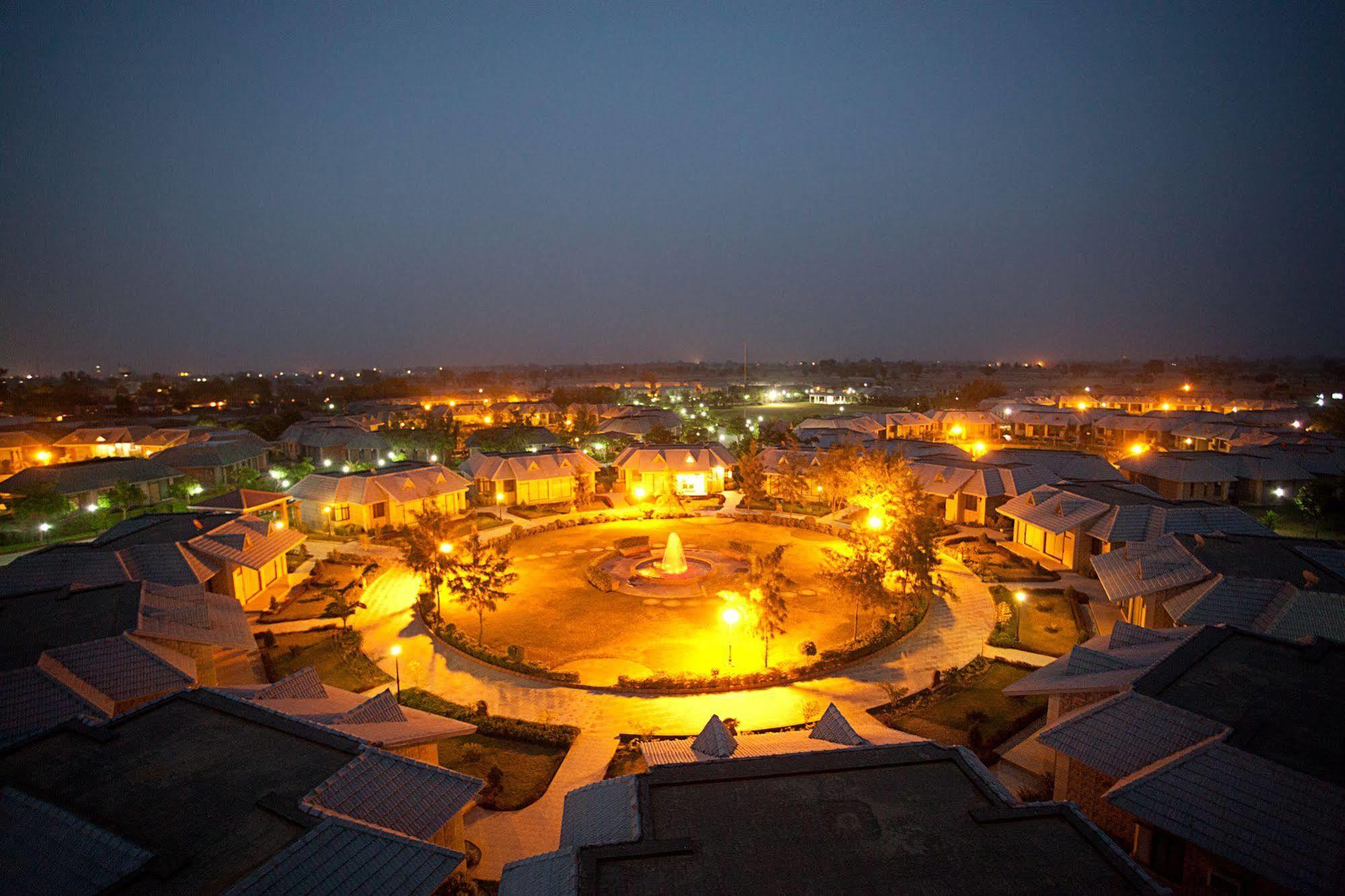 Shri Radha Brij Vasundhara Resort & Spa Govardhan Eksteriør billede