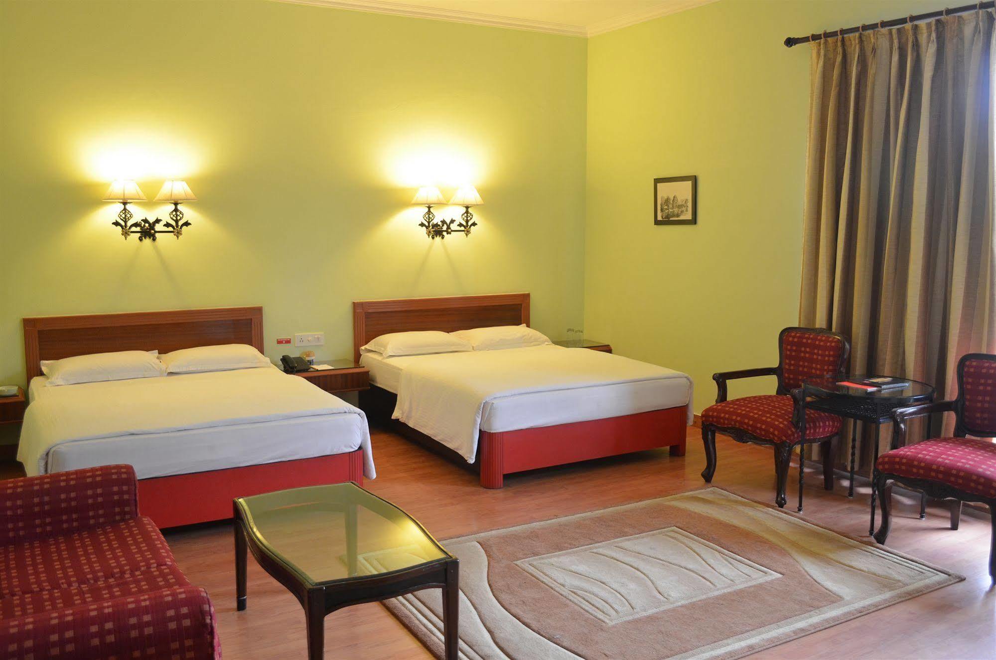 Shri Radha Brij Vasundhara Resort & Spa Govardhan Eksteriør billede