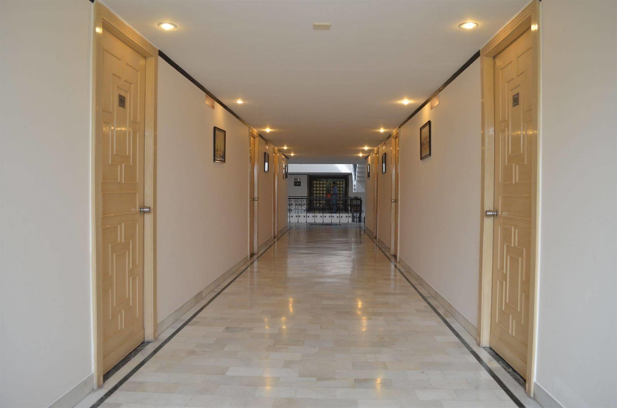 Shri Radha Brij Vasundhara Resort & Spa Govardhan Eksteriør billede