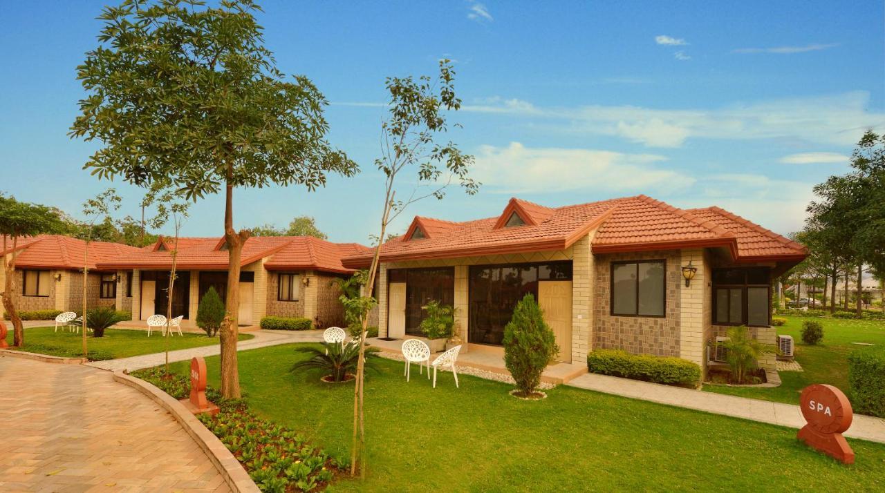 Shri Radha Brij Vasundhara Resort & Spa Govardhan Eksteriør billede